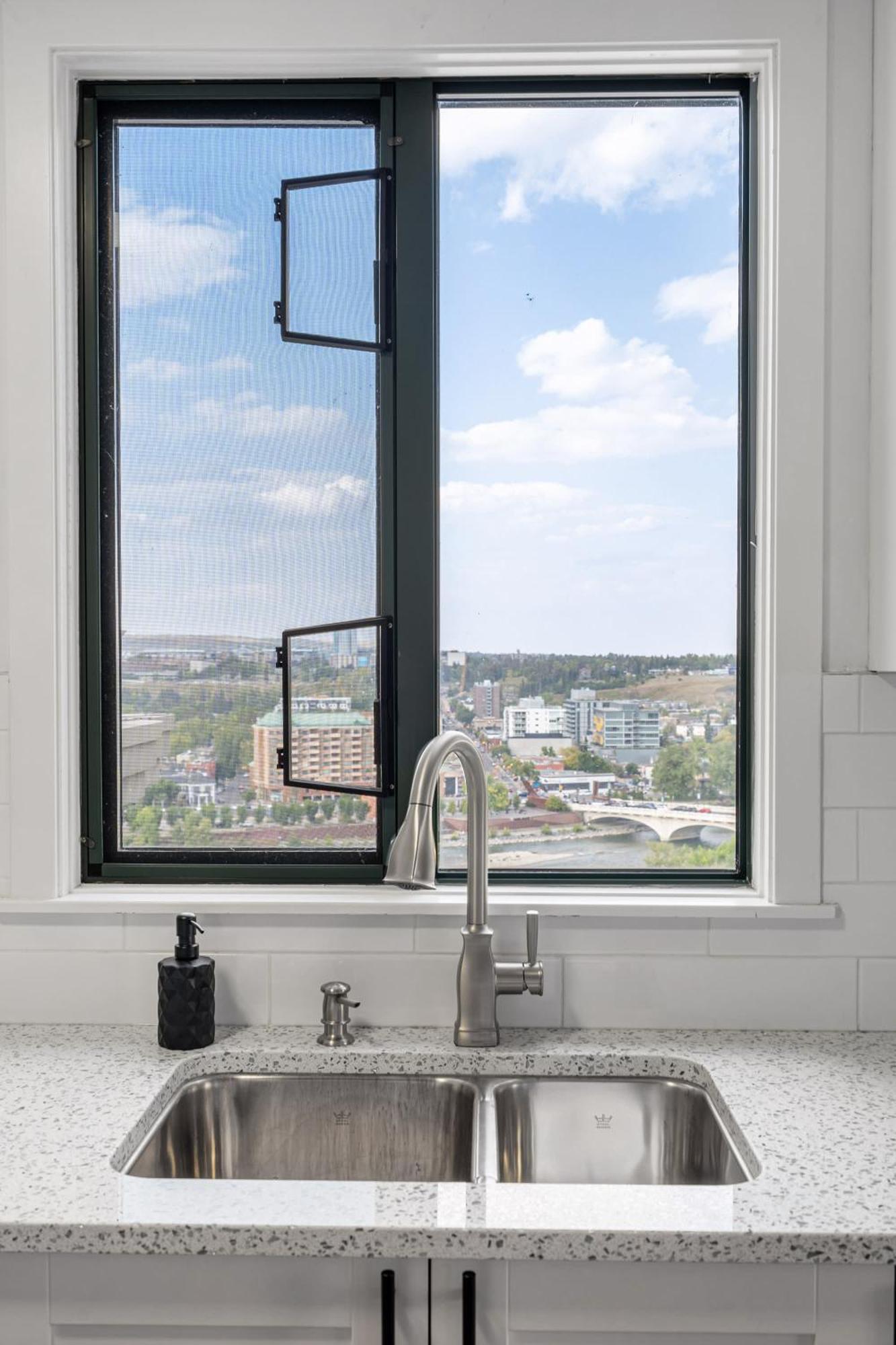The Loki I Patio & Bbq I Sleeps 5 I Downtown I Tv Villa Calgary Luaran gambar